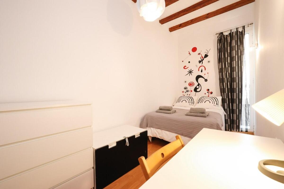 La Rambla - Catalonia Square 4bd-2bth *