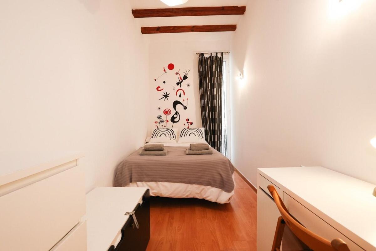 La Rambla - Catalonia Square 4bd-2bth
