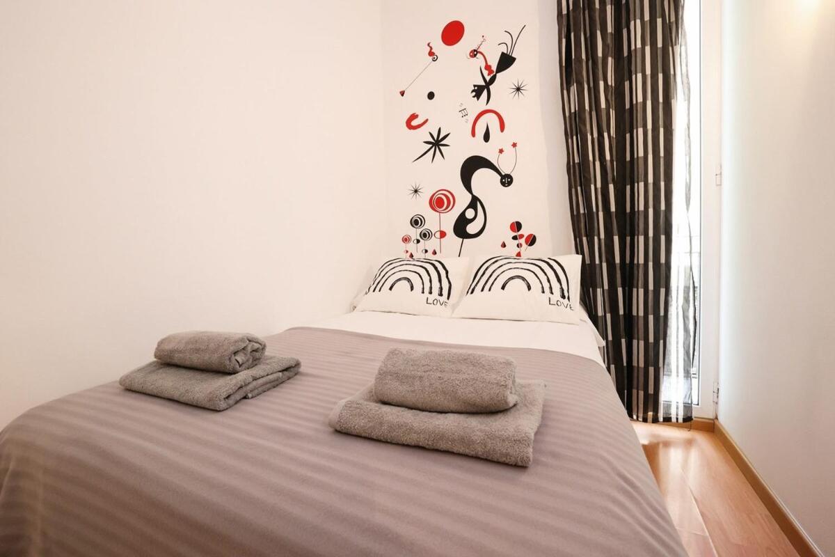 Apartamento La Rambla - Catalonia Square 4bd-2bth