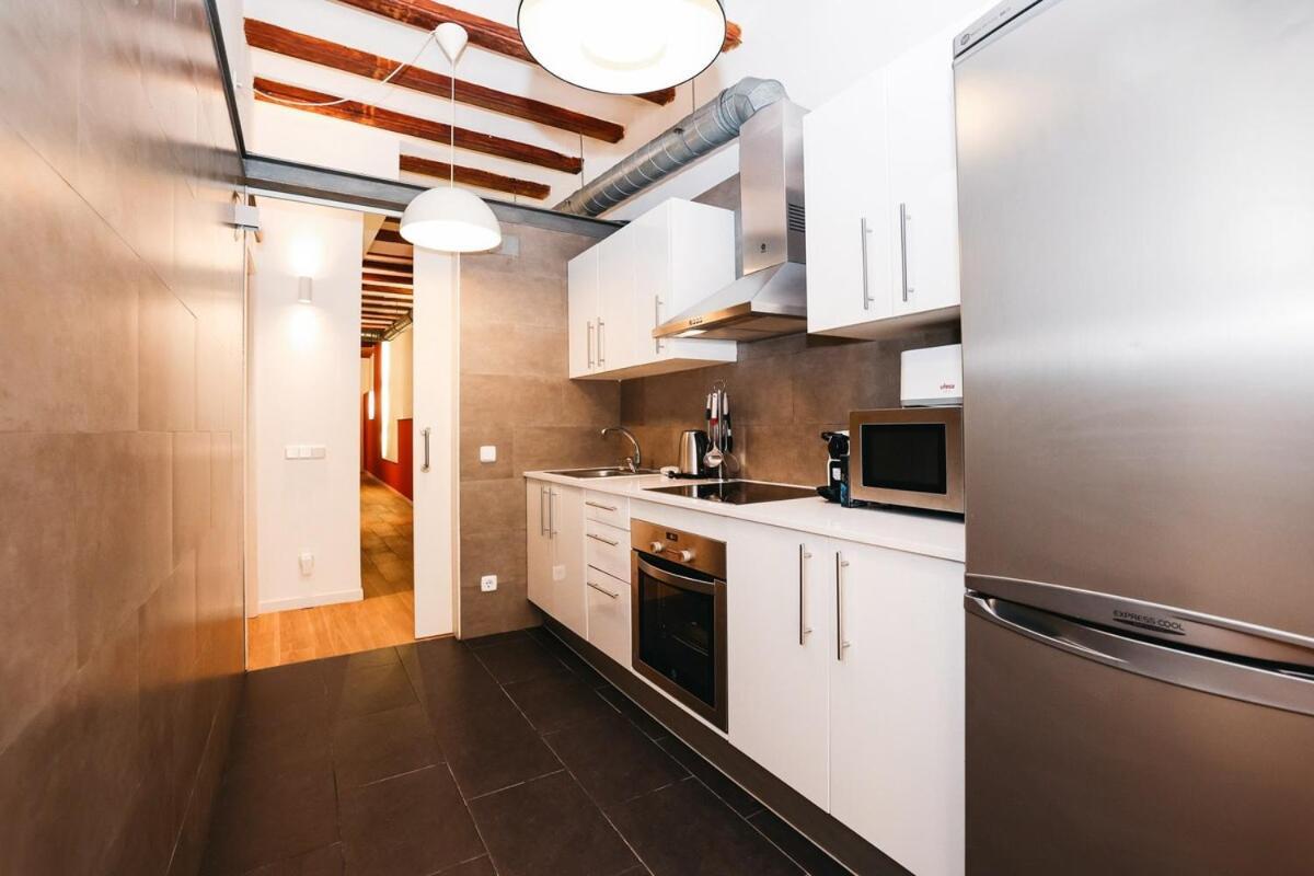 La Rambla - Catalonia Square 4bd-2bth Apartamento