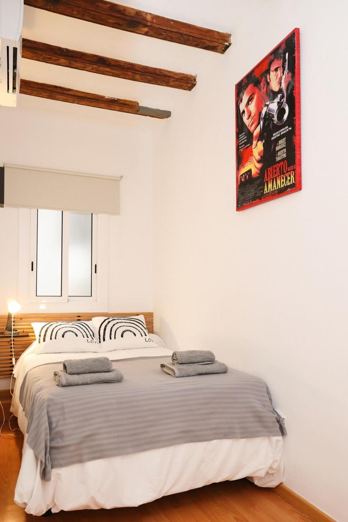 La Rambla - Catalonia Square 4bd-2bth *
